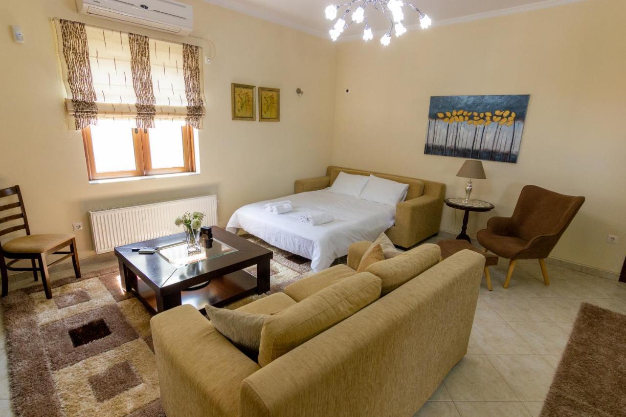 Katerina & Elia'S Family House Apartment Leonidio Ngoại thất bức ảnh