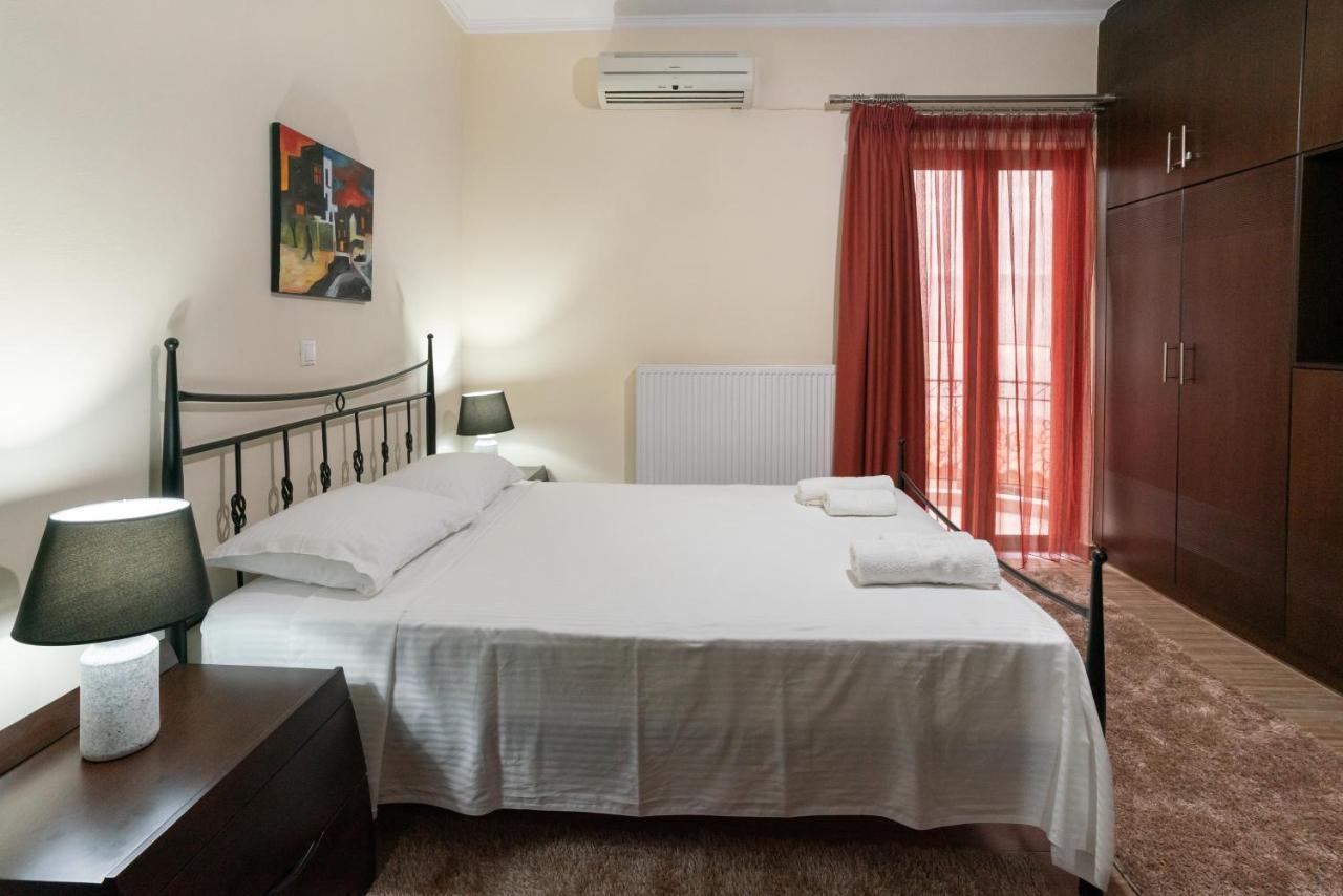 Katerina & Elia'S Family House Apartment Leonidio Ngoại thất bức ảnh
